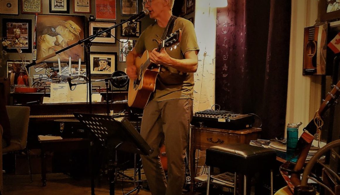 Live Saturday October 13 2018 , 7:00 to 9:00 pm at TLC Café